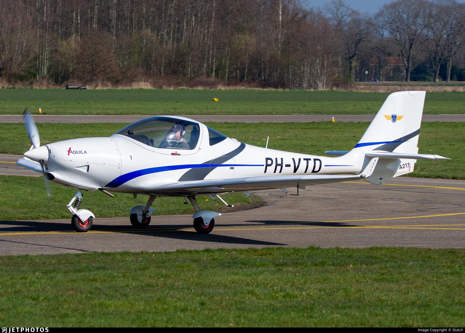 Aquila A211