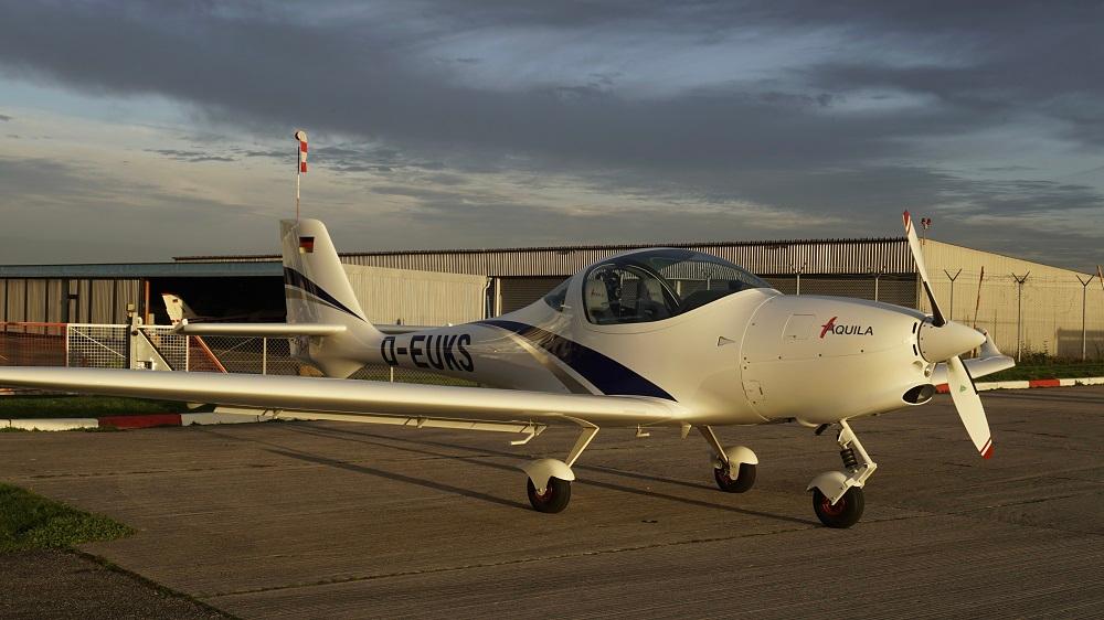 Aquila A211 GX