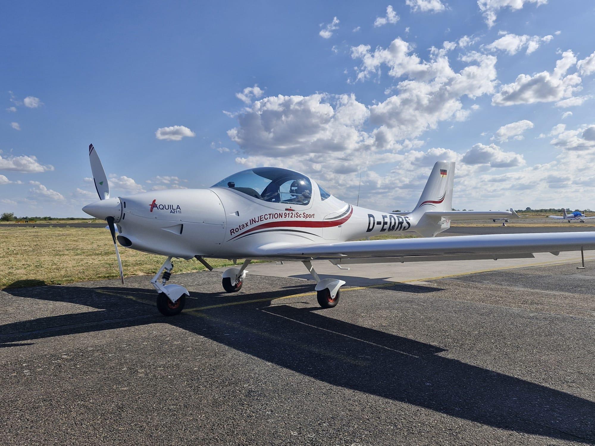 Aquila 211i