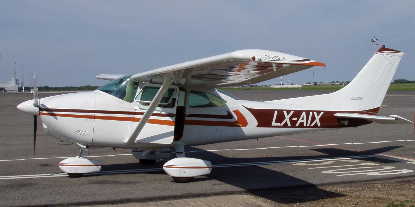 Cessna 182