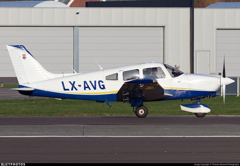 Piper PA-28-236 Dakota