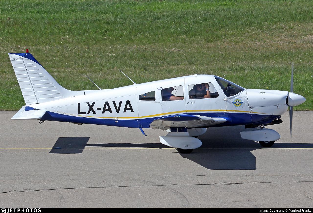 Piper PA-28-181 Archer II