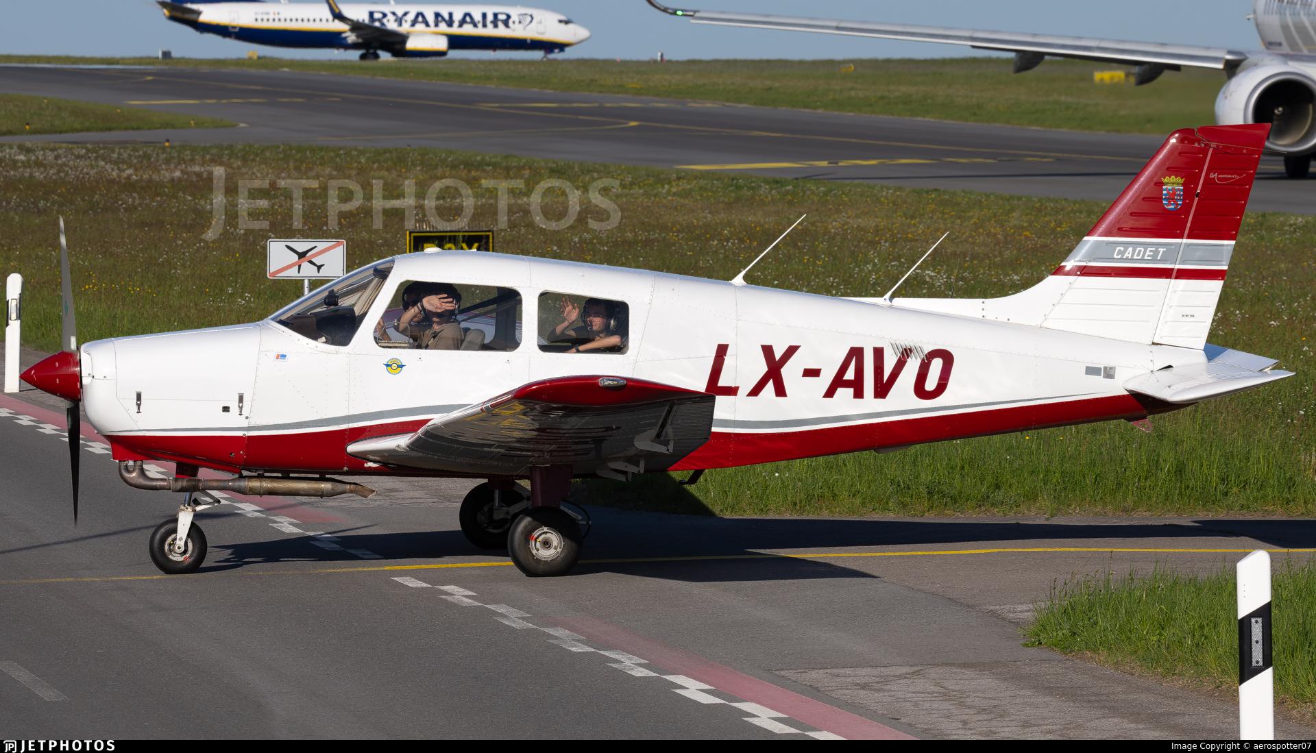 Piper PA-28-161 Cadet