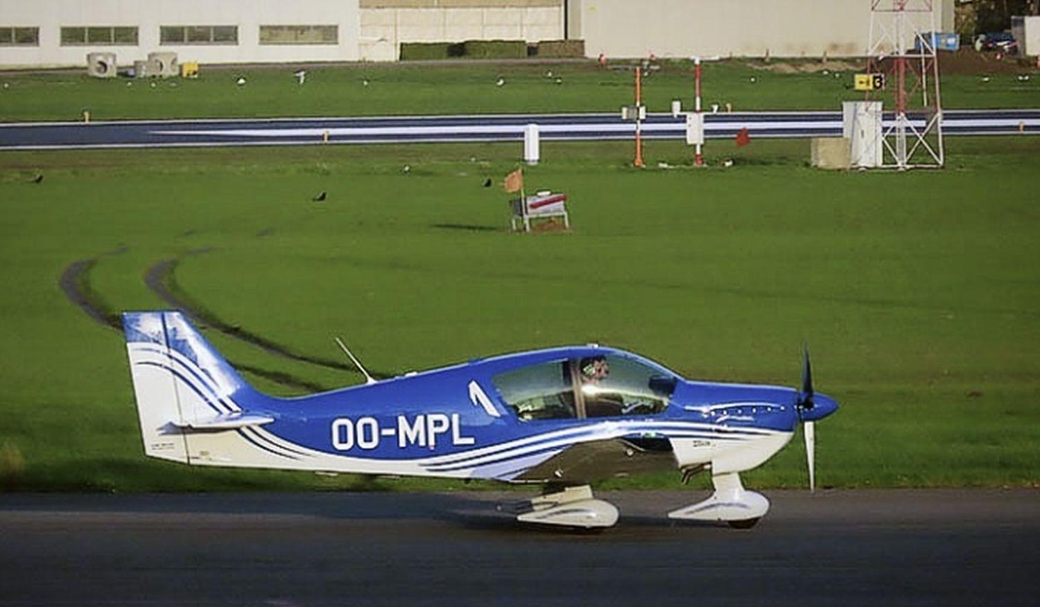 Robin DR401-155B