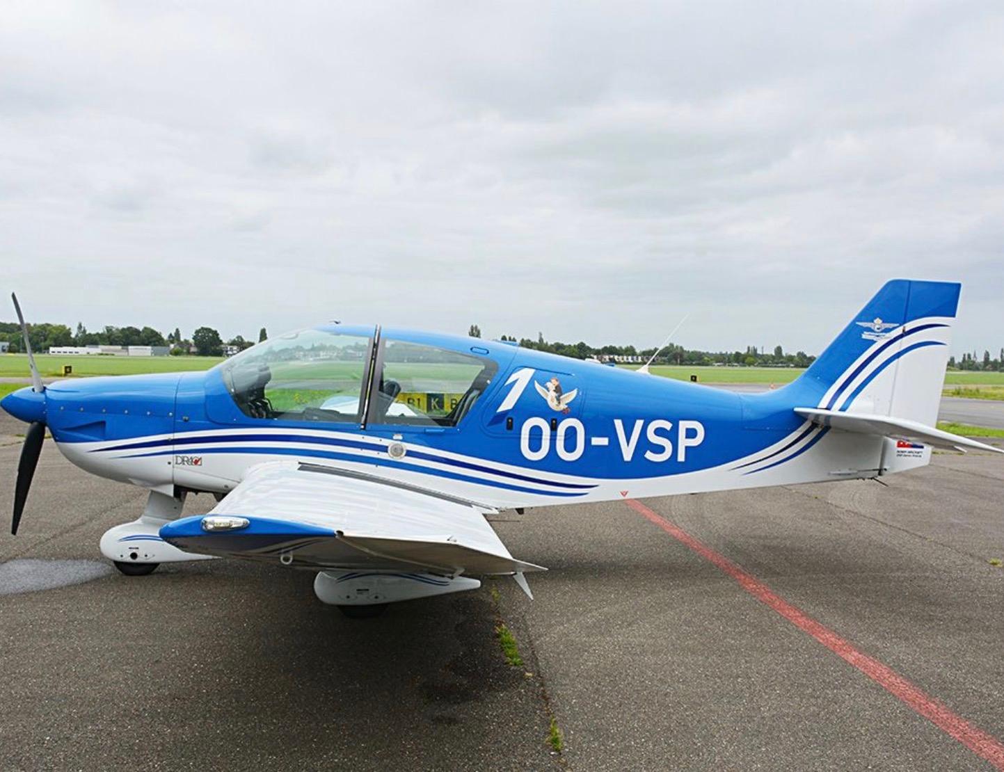 Robin DR401-155B