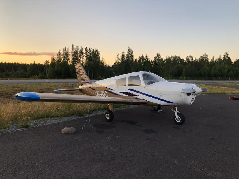 Piper PA-28-140 Cherokee